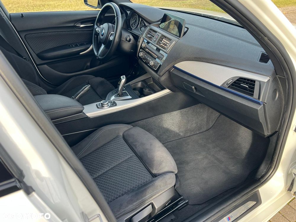 BMW Seria 1 116d Edition M Sport Shadow - 14