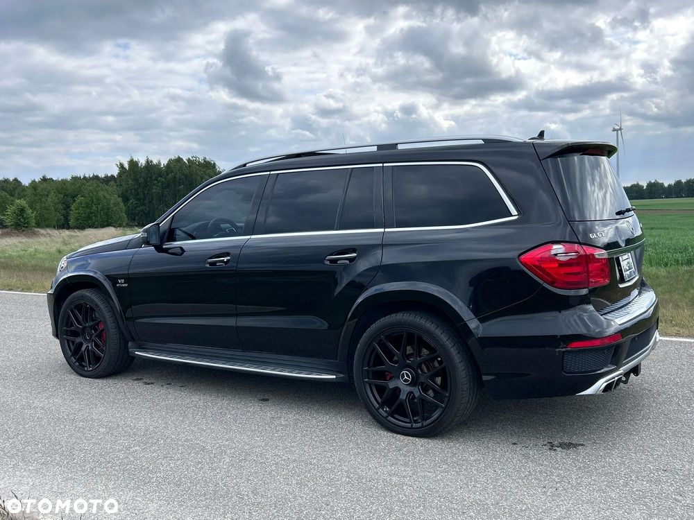 Mercedes-Benz GL 63 AMG - 7