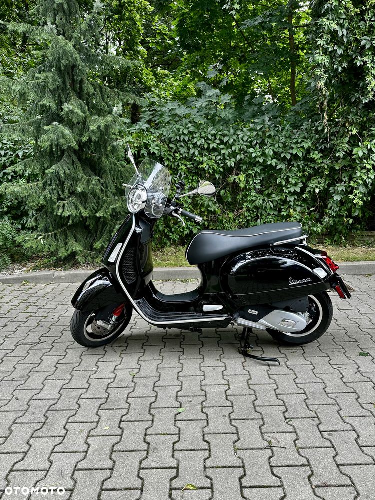 Vespa GTS - 2
