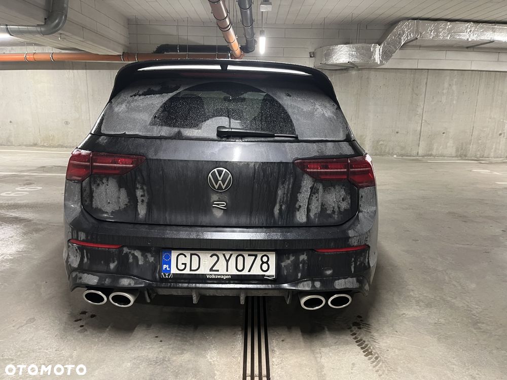 Volkswagen Golf - 28