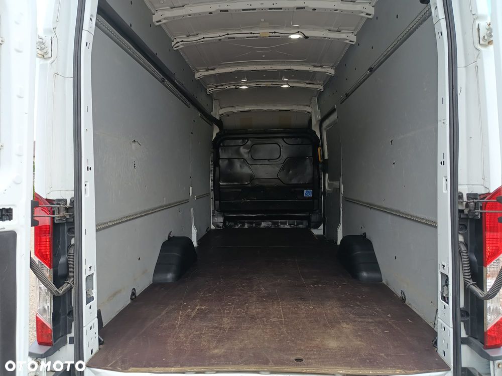 Ford TRANSIT L4H3 - 12
