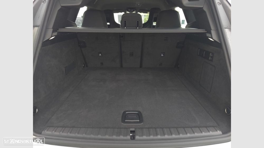BMW iX xDrive 45 Pack Desportivo - 14