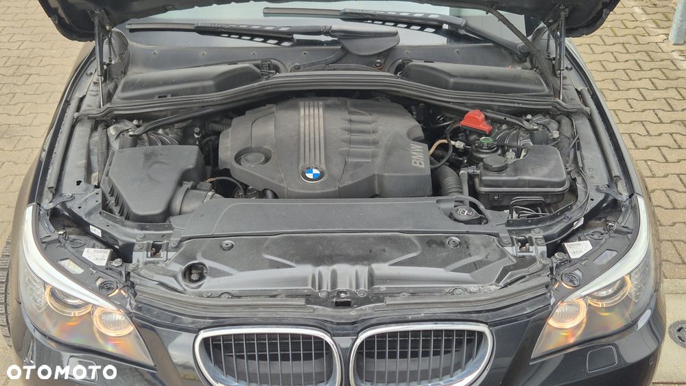 BMW Seria 5 520d - 16