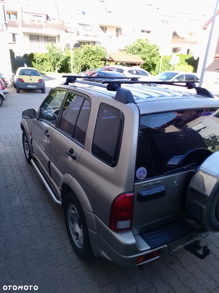 Suzuki Grand Vitara 2.0 - 4