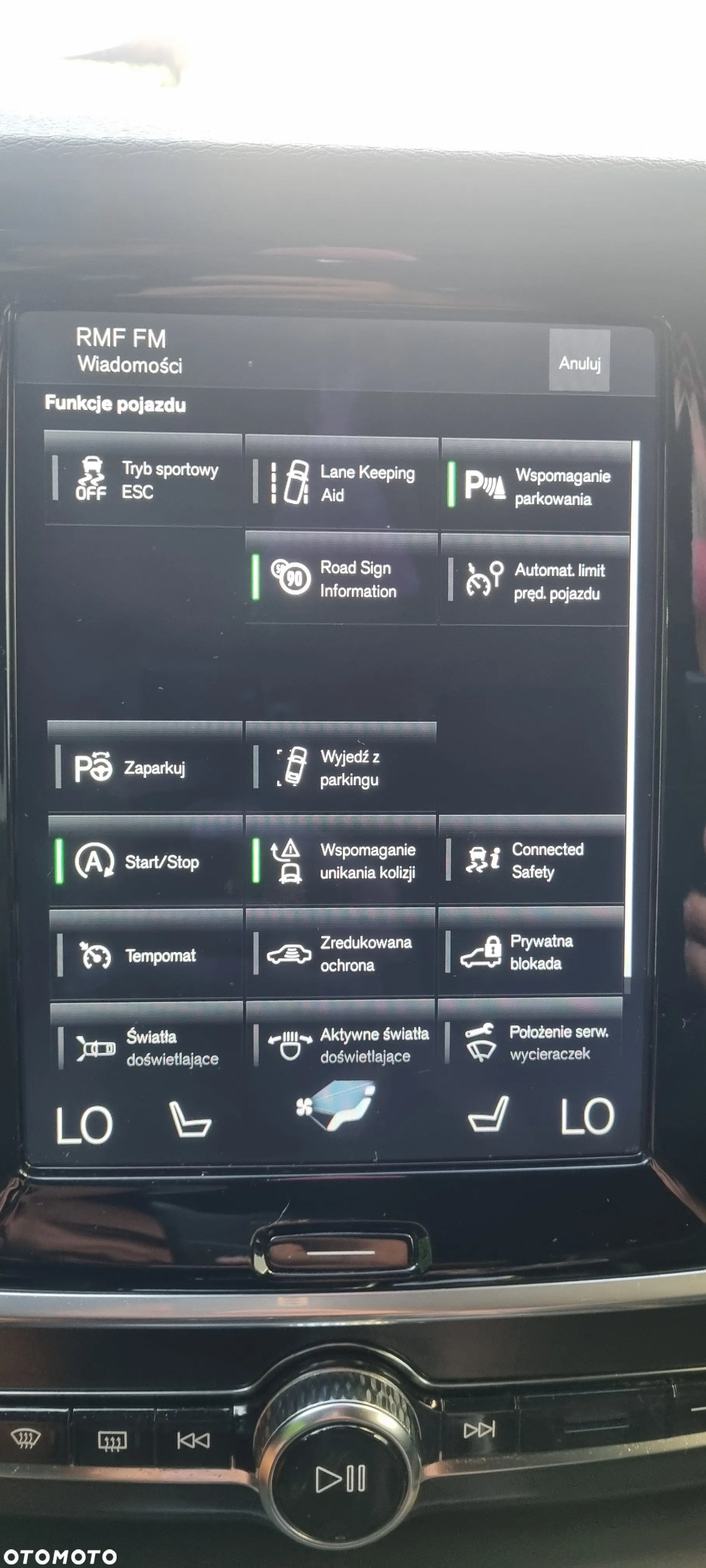 Volvo V90 D4 AWD R-Design - 14