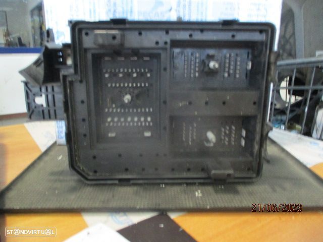 Caixa Fusiveis 13430533AA OPEL CORSA E 2015 1.3CDTI 75CV 3P BRANCO - 2