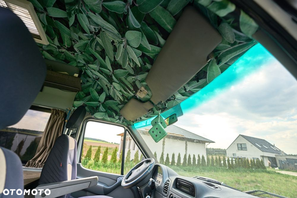 Mercedes-Benz Sprinter - 35