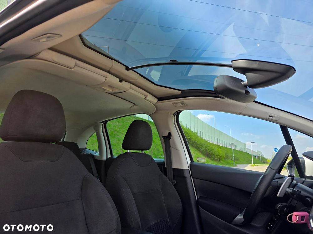 Citroën C3 1.4 VTi Exclusive MAP - 24