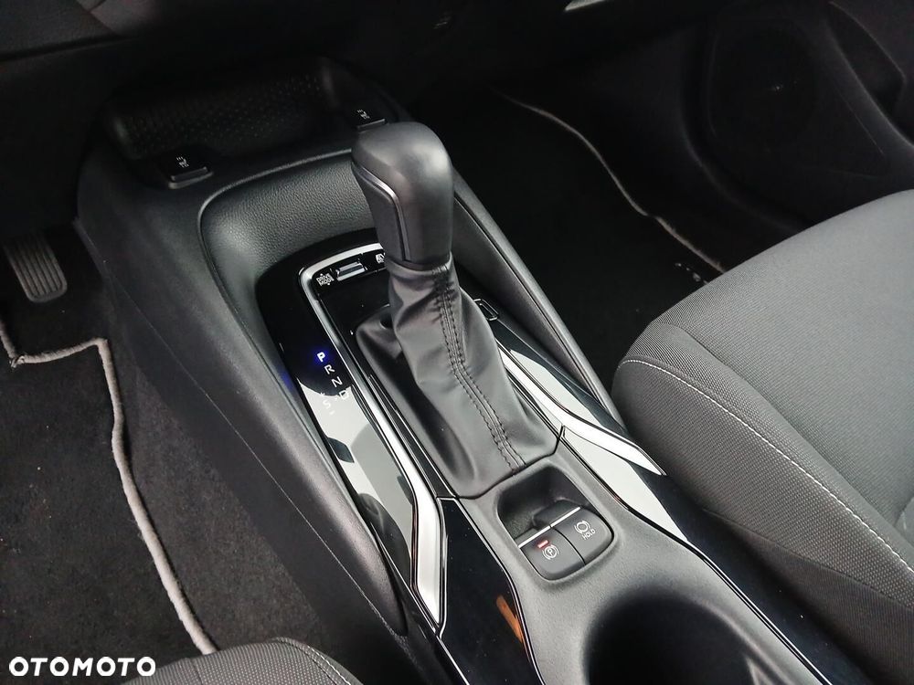 Toyota Corolla 2.0 Hybrid Comfort - 32