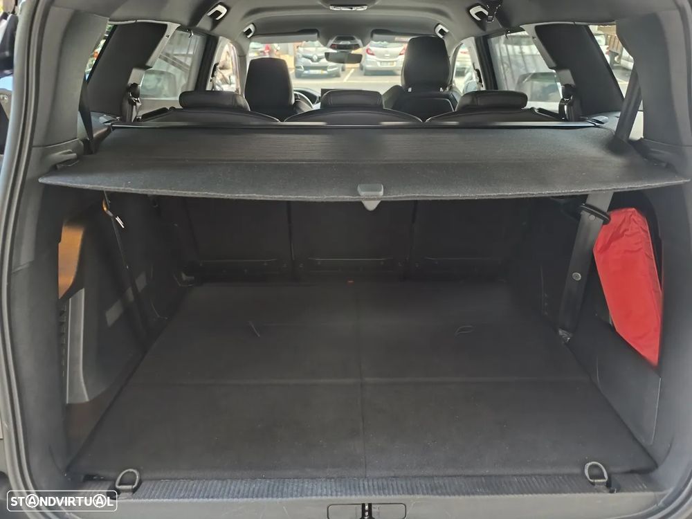 Peugeot 5008 1.2 PureTech GT EAT8 - 44