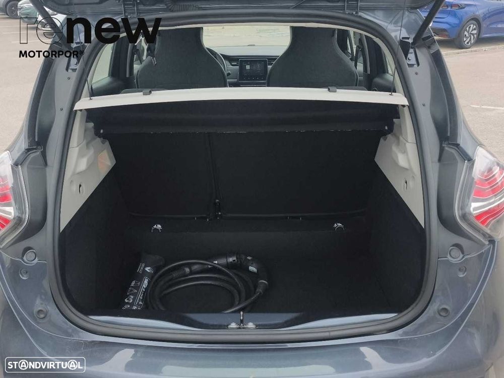 Renault Zoe - 25