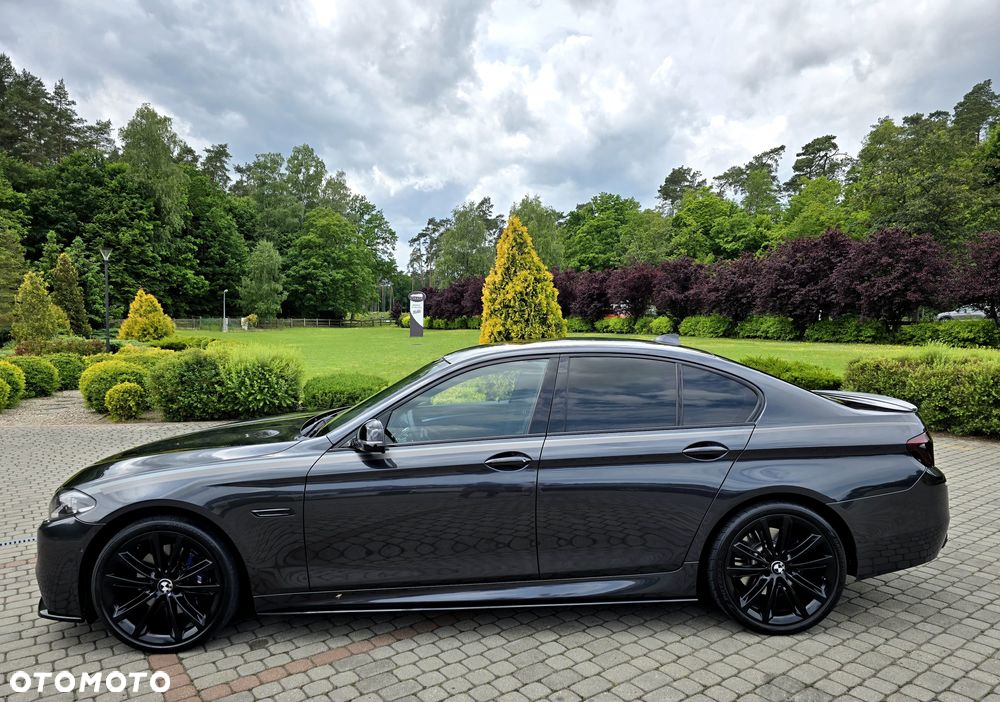 BMW Seria 5 530d xDrive - 2