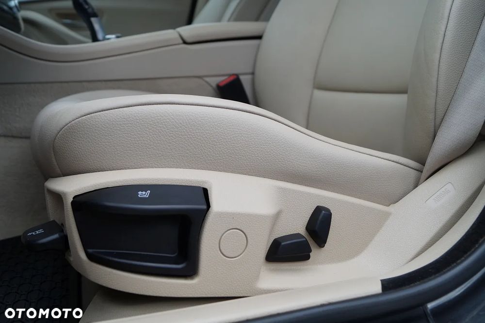 BMW Seria 5 - 12