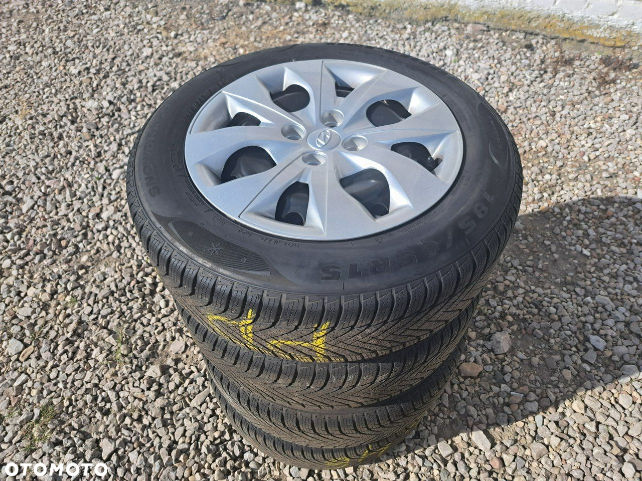 Hyundai i20 - 23