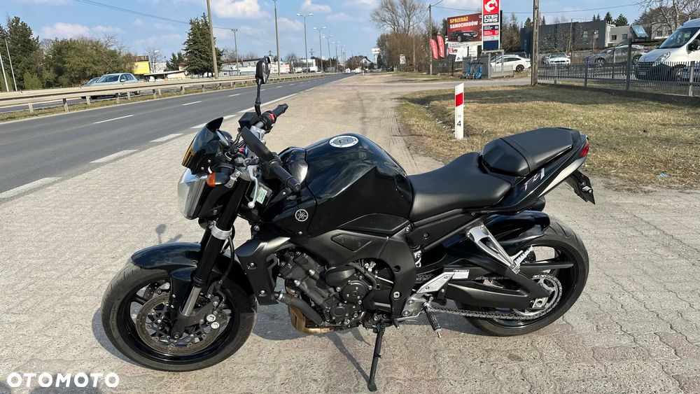Yamaha FZ - 3