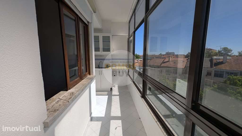 APARTAMENTO T1 - CENTRO DA CRUZ DE PAU - Grande imagem: 4/13