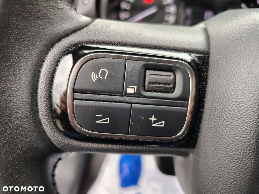 Citroën C3 1.2 PureTech Shine EAT6 - 17