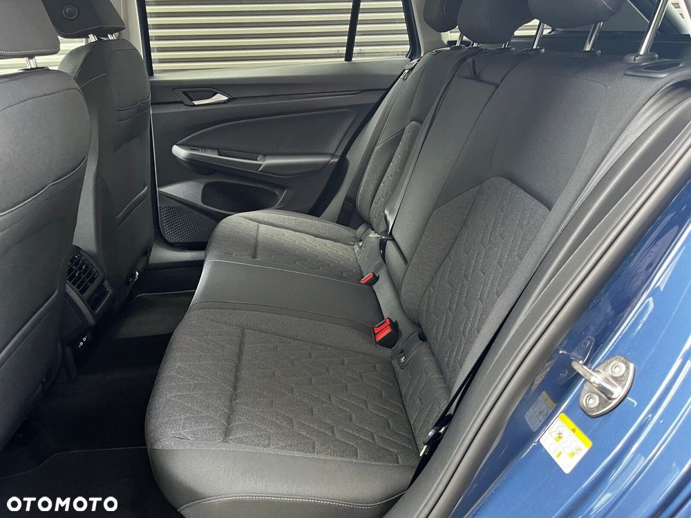 Volkswagen Golf - 16