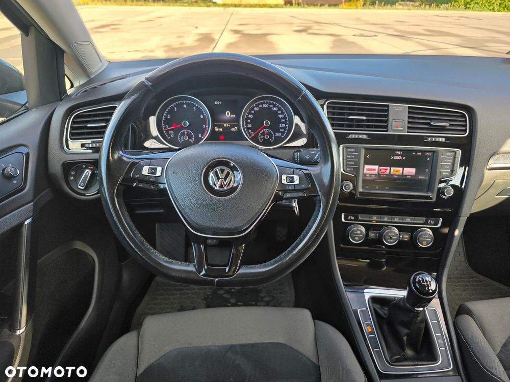 Volkswagen Golf 1.4 TSI BMT Highline - 20