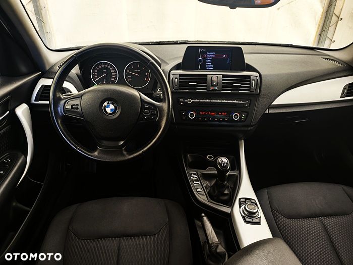 BMW Seria 1 - 24