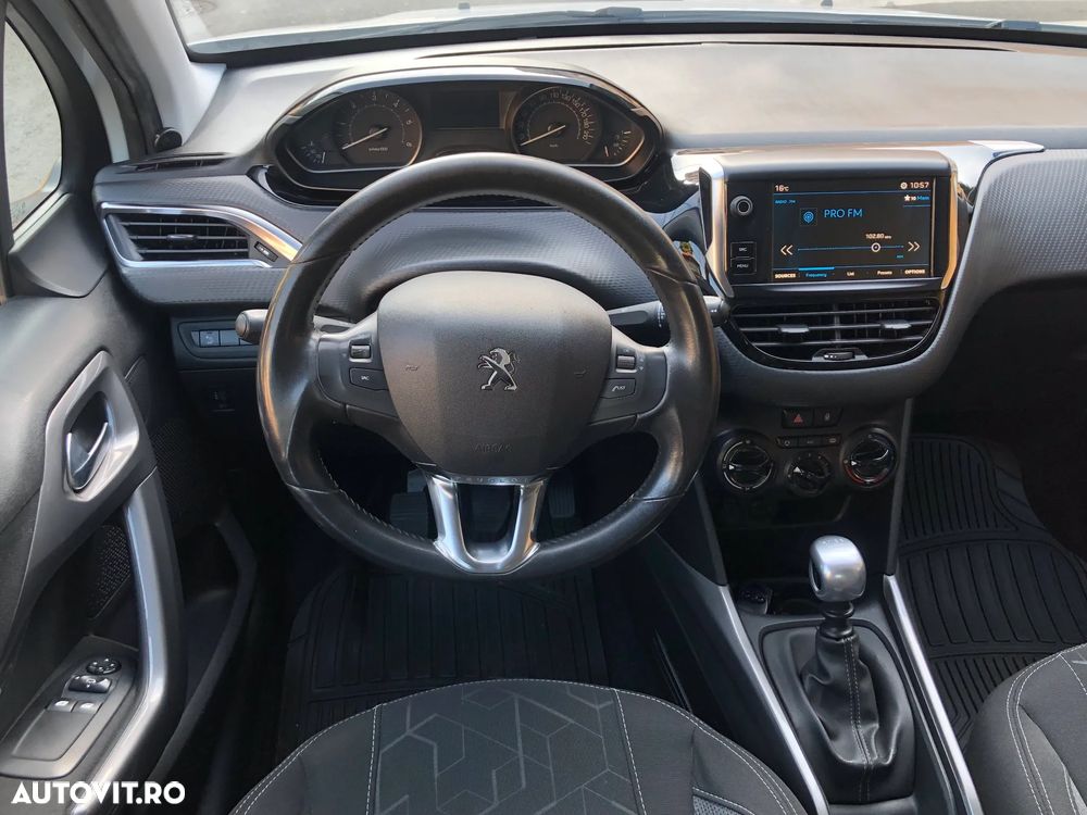 Peugeot 2008 - 15