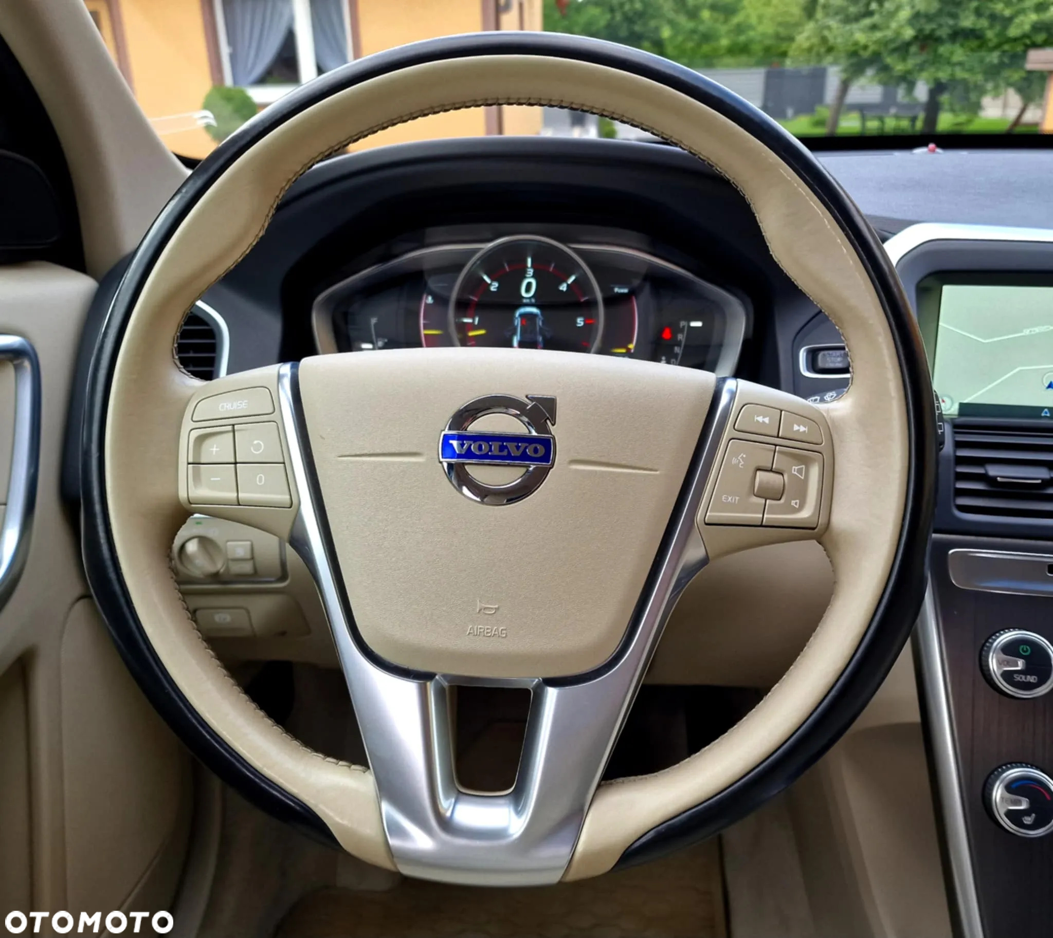 Volvo XC 60 D4 AWD Summum - 25