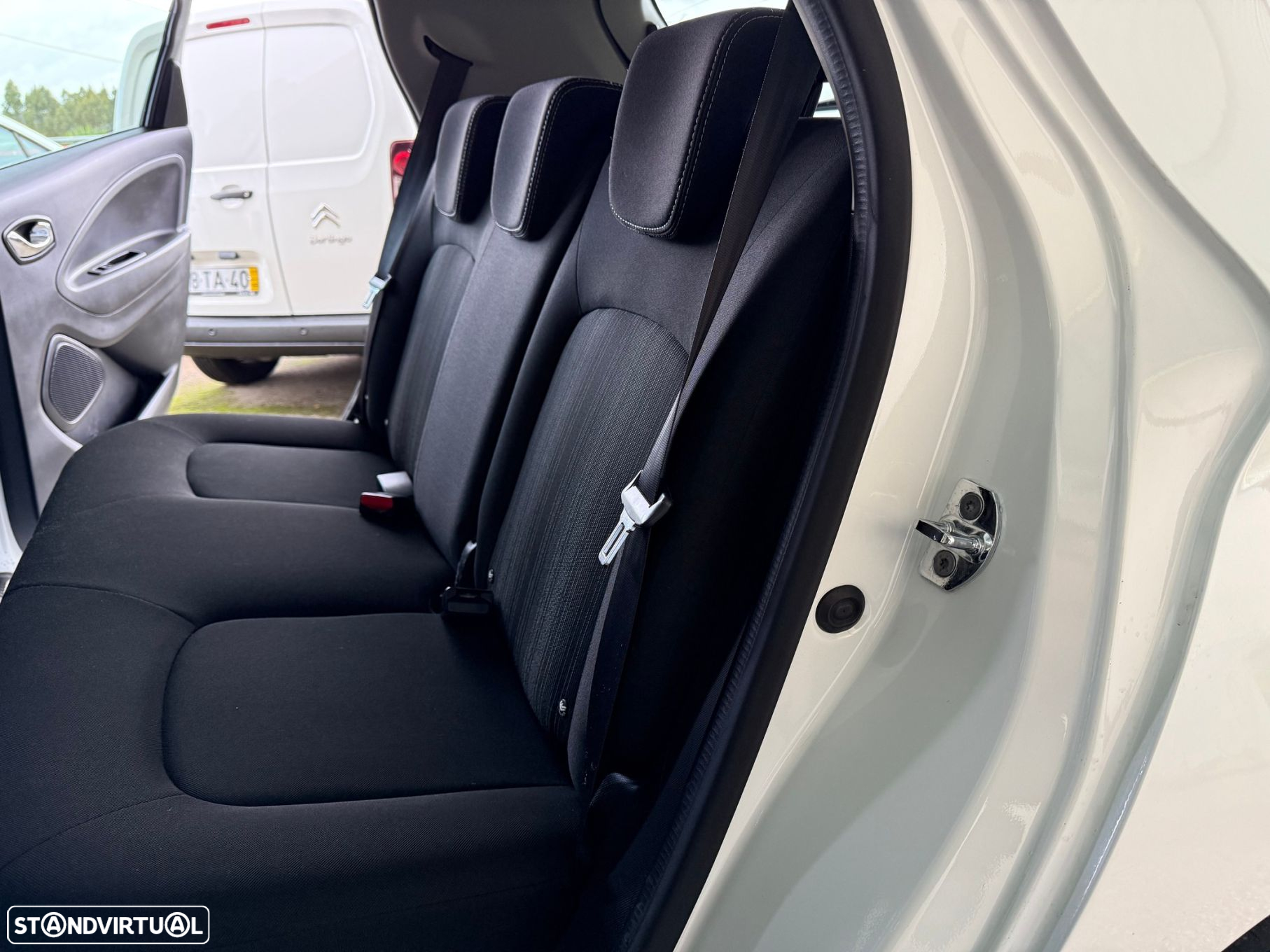 Renault Zoe - 18
