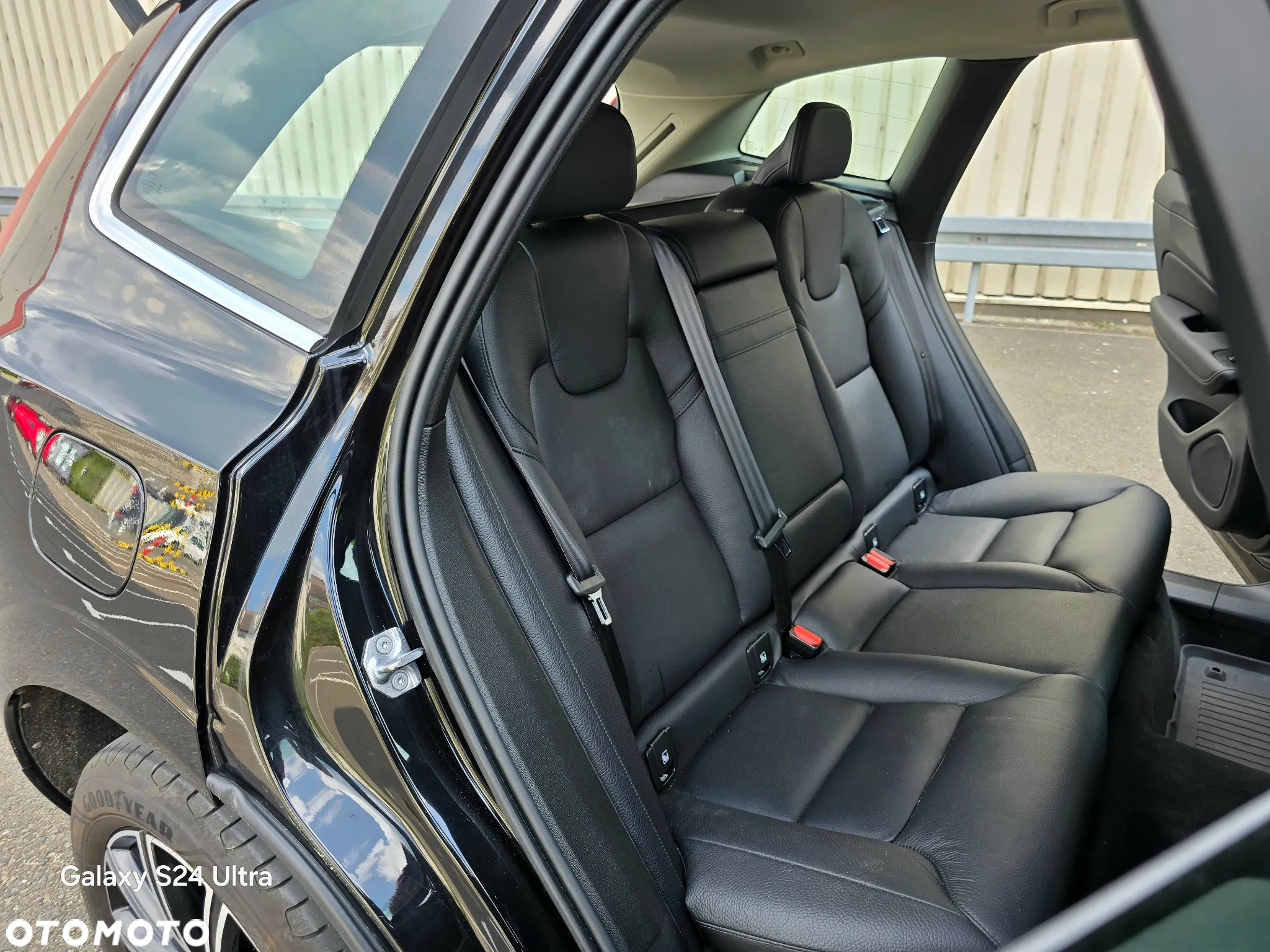 Volvo XC 60 B5 B AWD Inscription - 17
