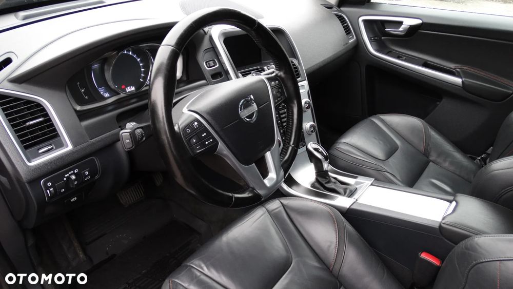 Volvo XC 60 T6 AWD Ocean Race - 18