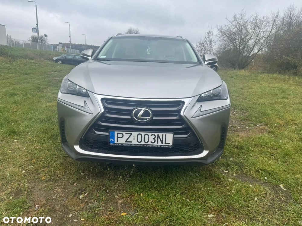 Lexus NX 200t Comfort AWD - 4