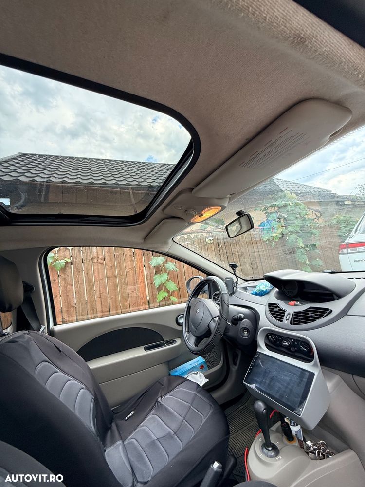 Renault Twingo 1.2 16V 75 Quickshift eco2 - 12