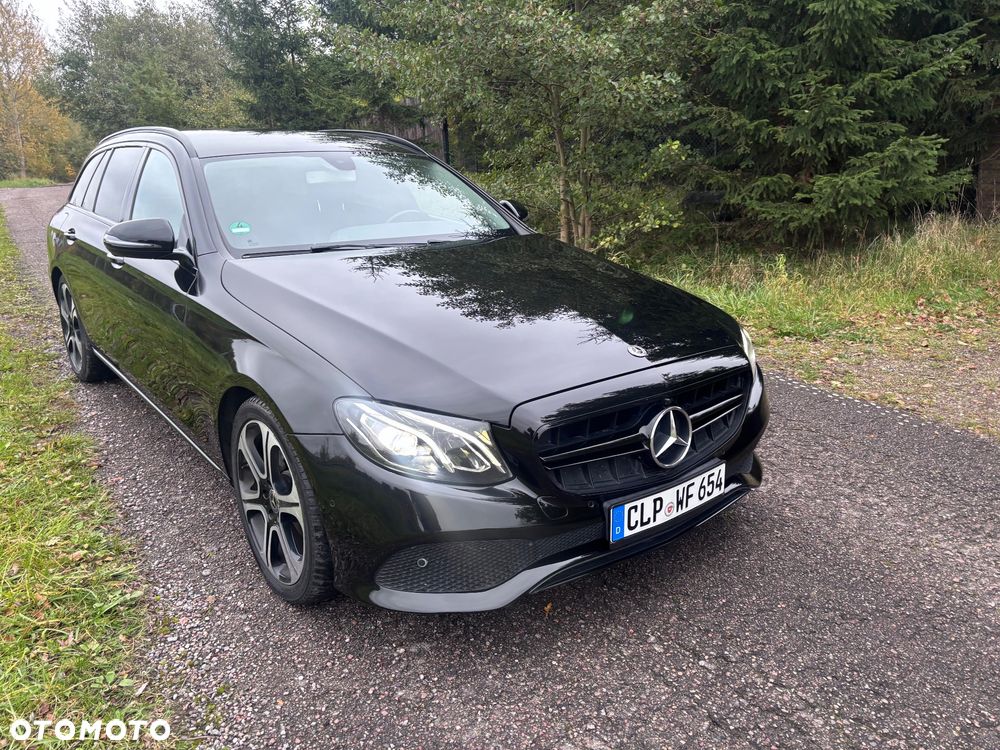 Mercedes-Benz E-Class 2017 photo 3