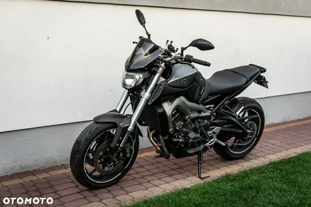 Yamaha MT - 6