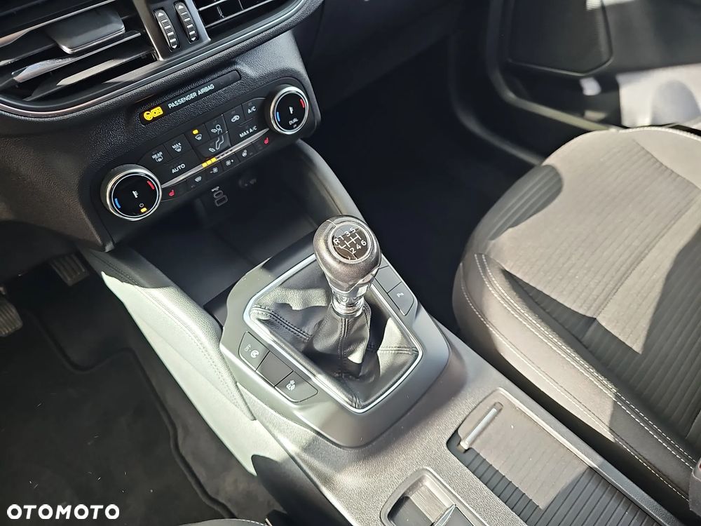 Ford Kuga 1.5 EcoBoost FWD Titanium - 15