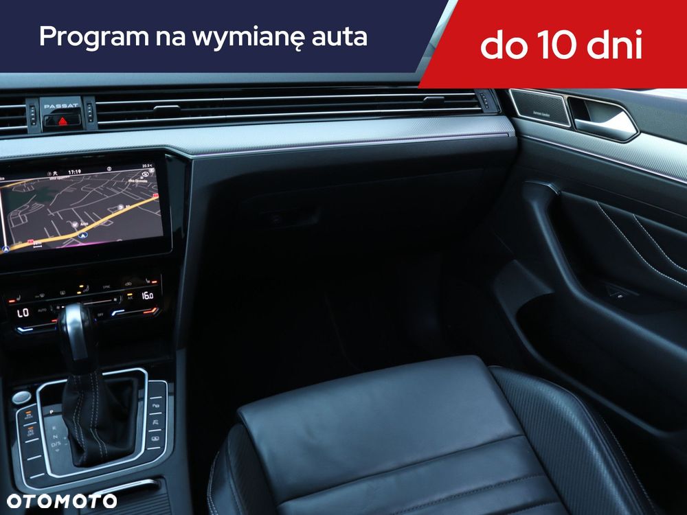 Volkswagen Passat - 10