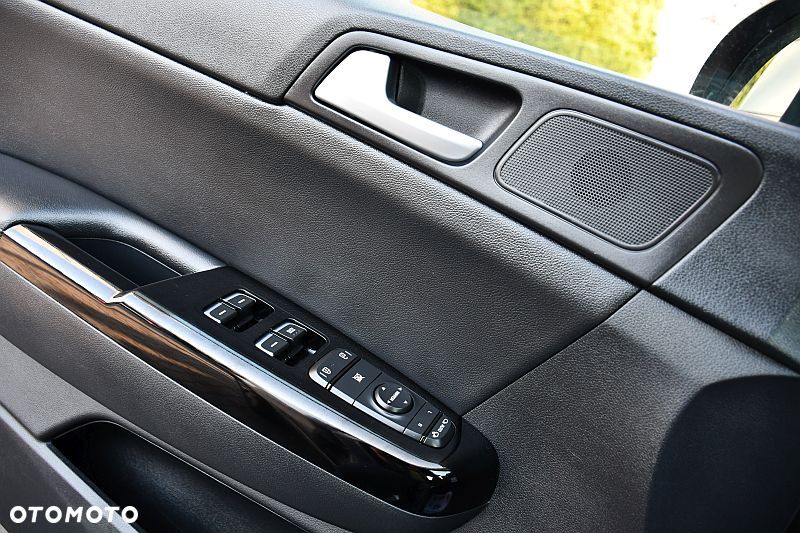 Kia Sportage 1.6 T-GDI AWD DCT GT LINE - 19