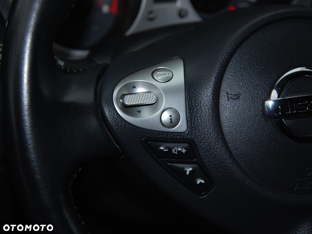 Nissan Juke 1.6 N-Connecta - 32