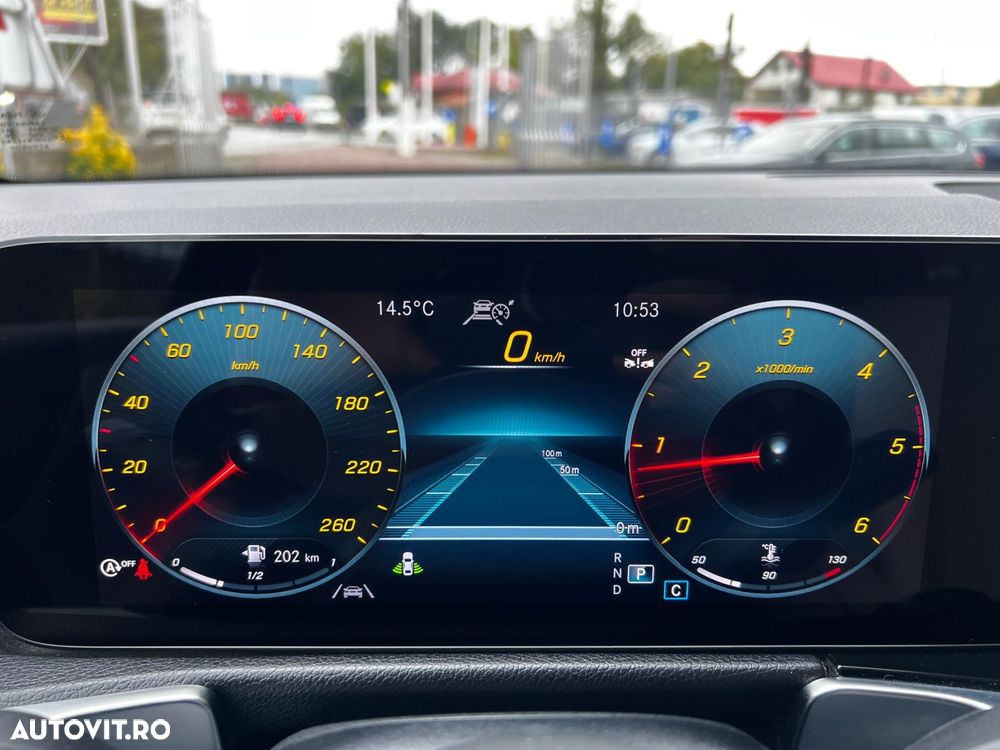 Mercedes-Benz GLB - 26
