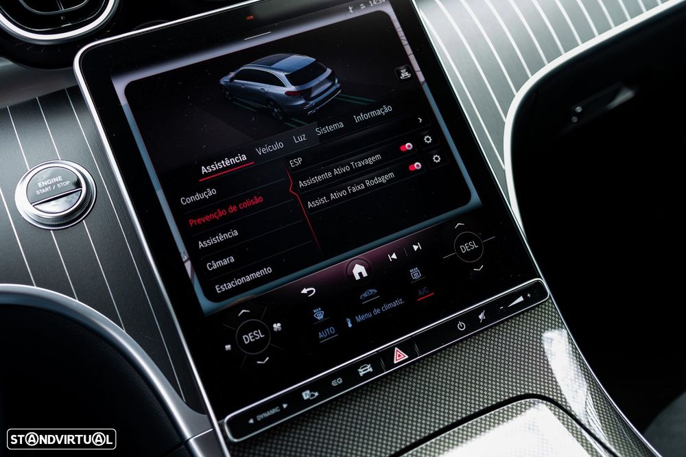 Mercedes-Benz C 300 e AMG Line - 31