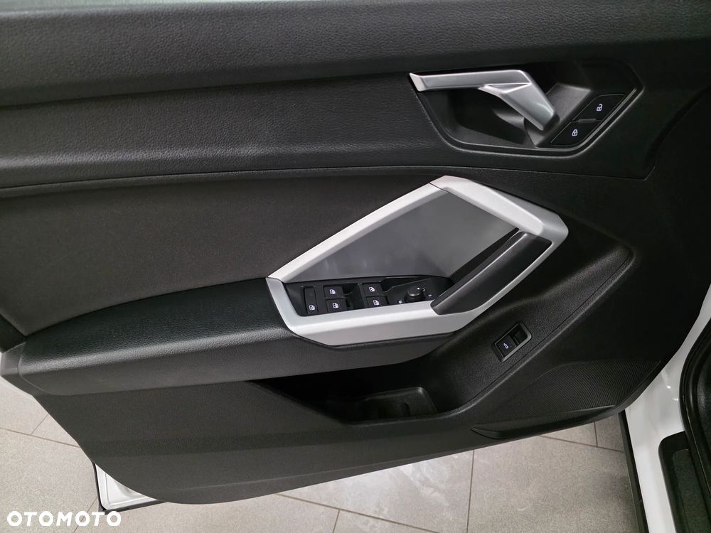 Audi Q3 35 TDI S tronic - 22
