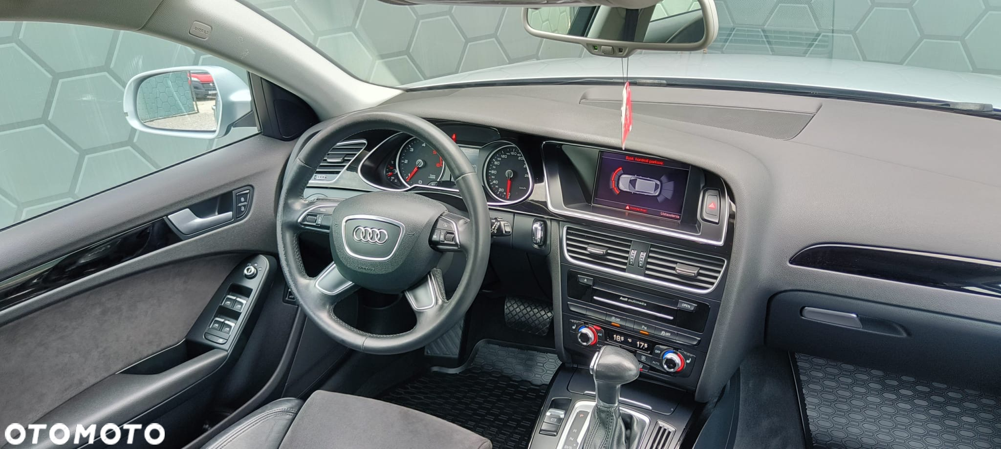 Audi A4 Avant 2.0 TDI Design S tronic - 16