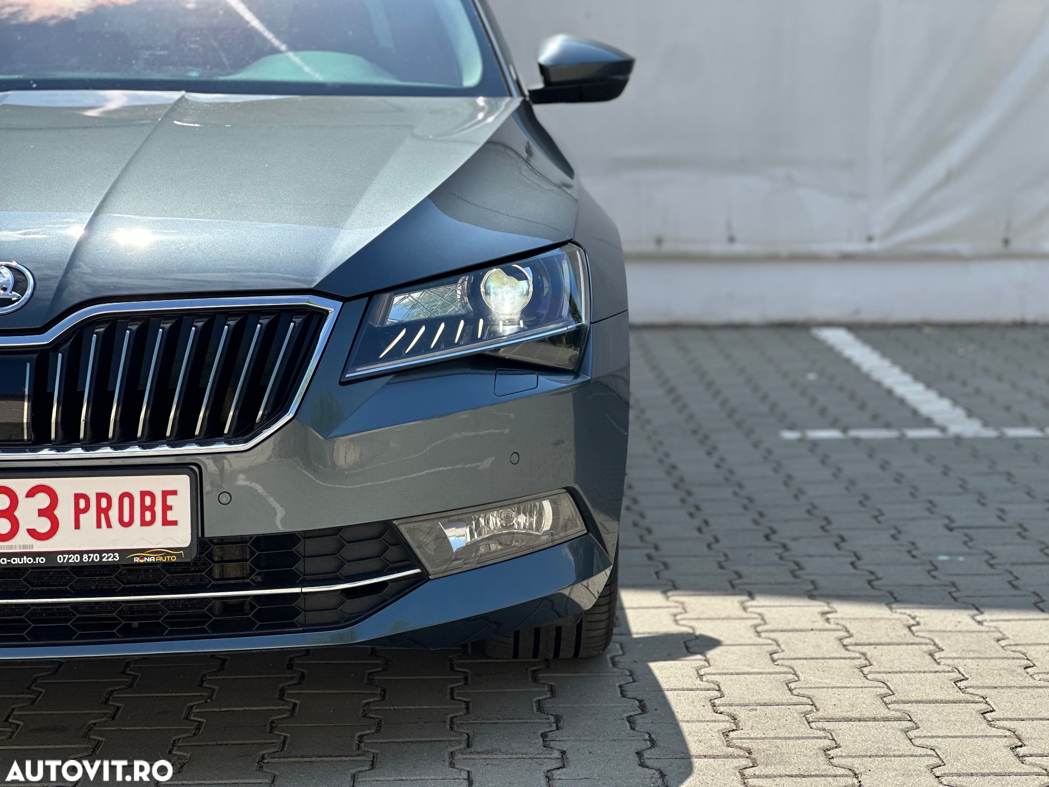 Skoda Superb 2.0 TDI DSG Style - 19