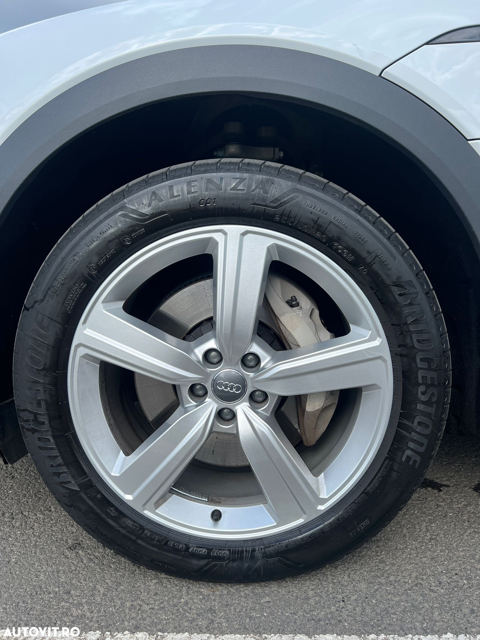 Audi e-tron quattro S - 22