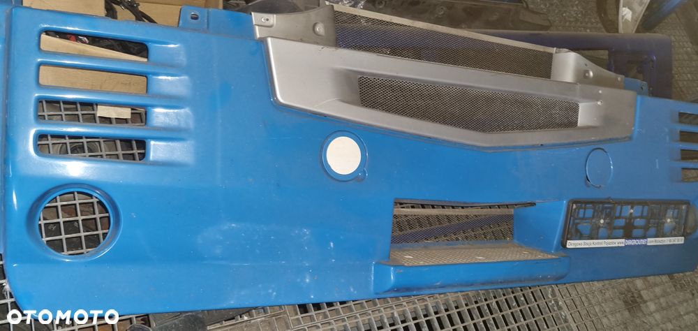 Zderzak renault magnum - 2