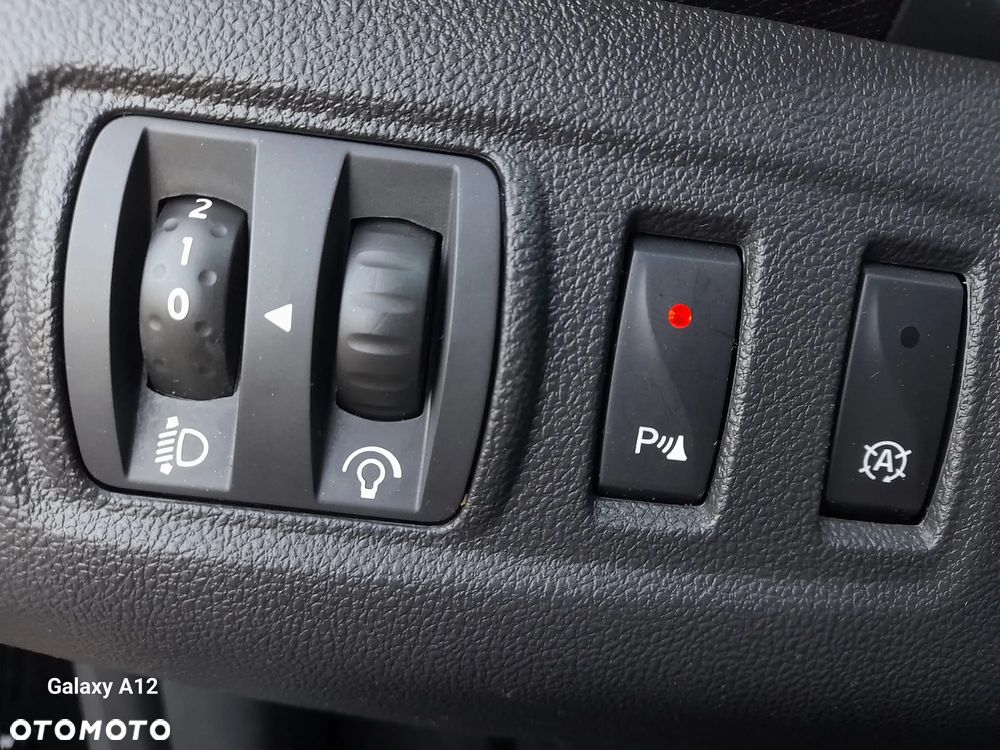 Renault Clio 0.9 Energy TCe Limited EU6 - 23