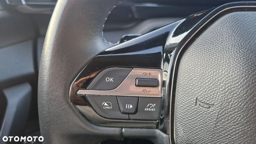 Peugeot 308 1.2 PureTech Active Pack S&S EAT8 - 25