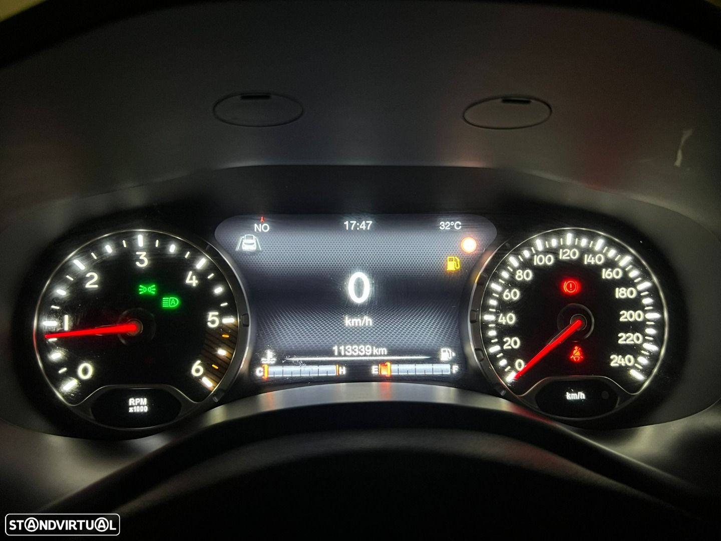 Jeep Renegade 1.6 MJD Limited - 29