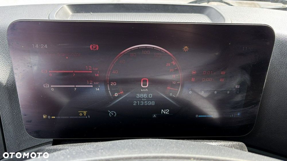 Mercedes-Benz Actros - 12