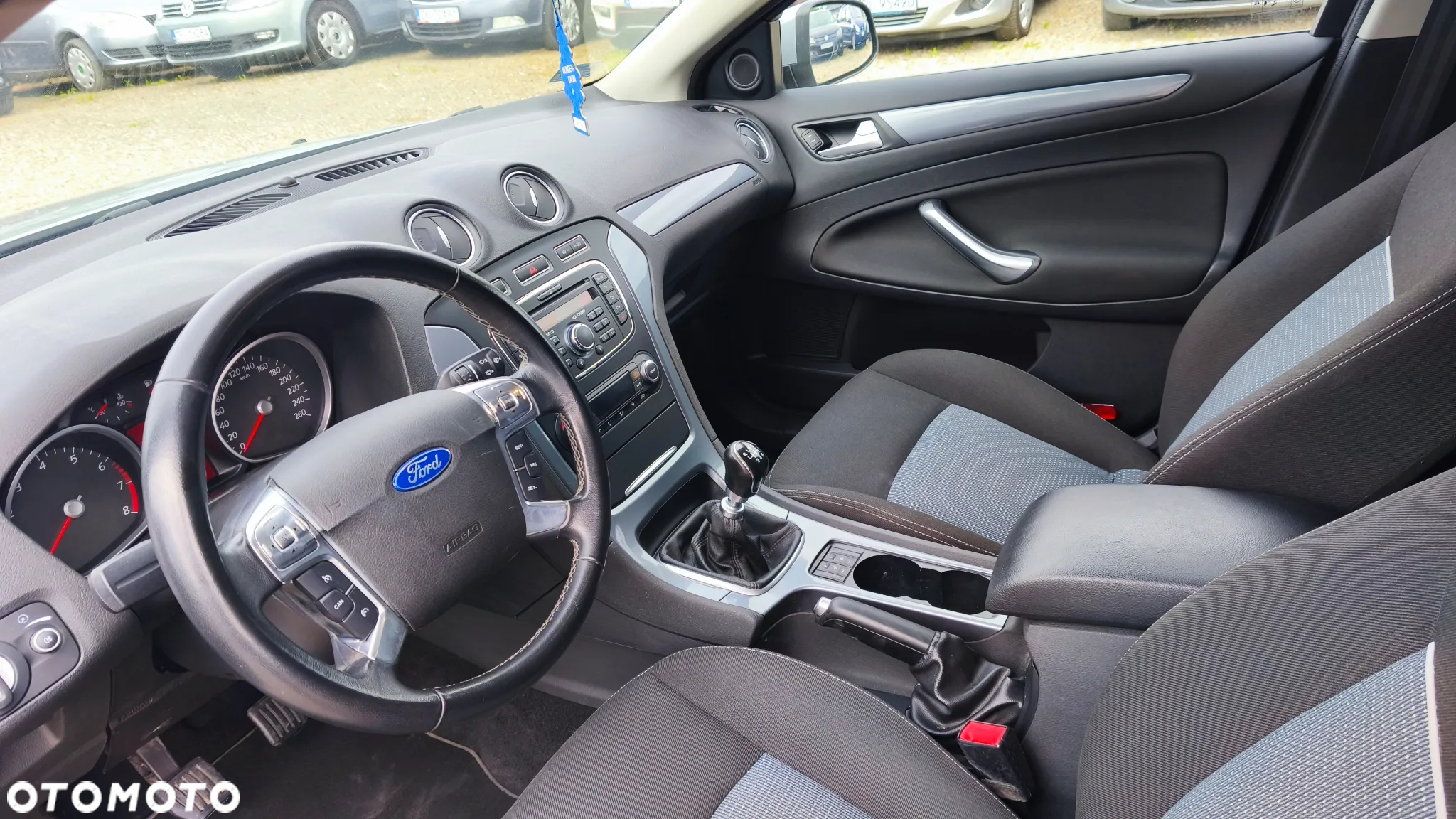 Ford Mondeo - 16