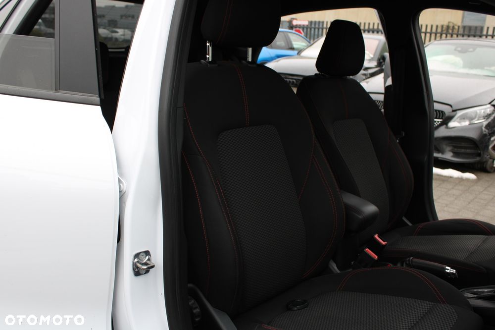 Ford Puma 1.0 EcoBoost Hybrid ST-LINE X - 34